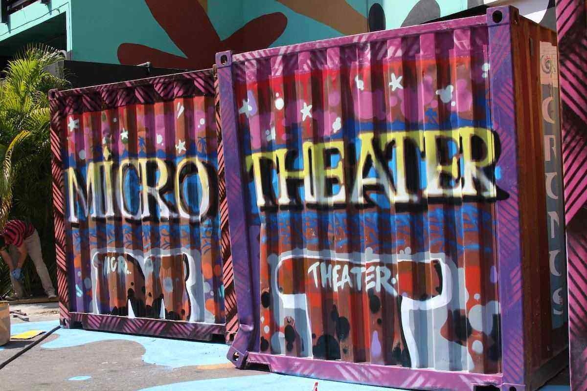 Microtheater1